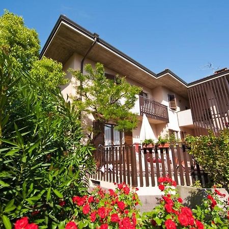 Apartamento Casa Martinelli Torbole Sul Garda Exterior foto